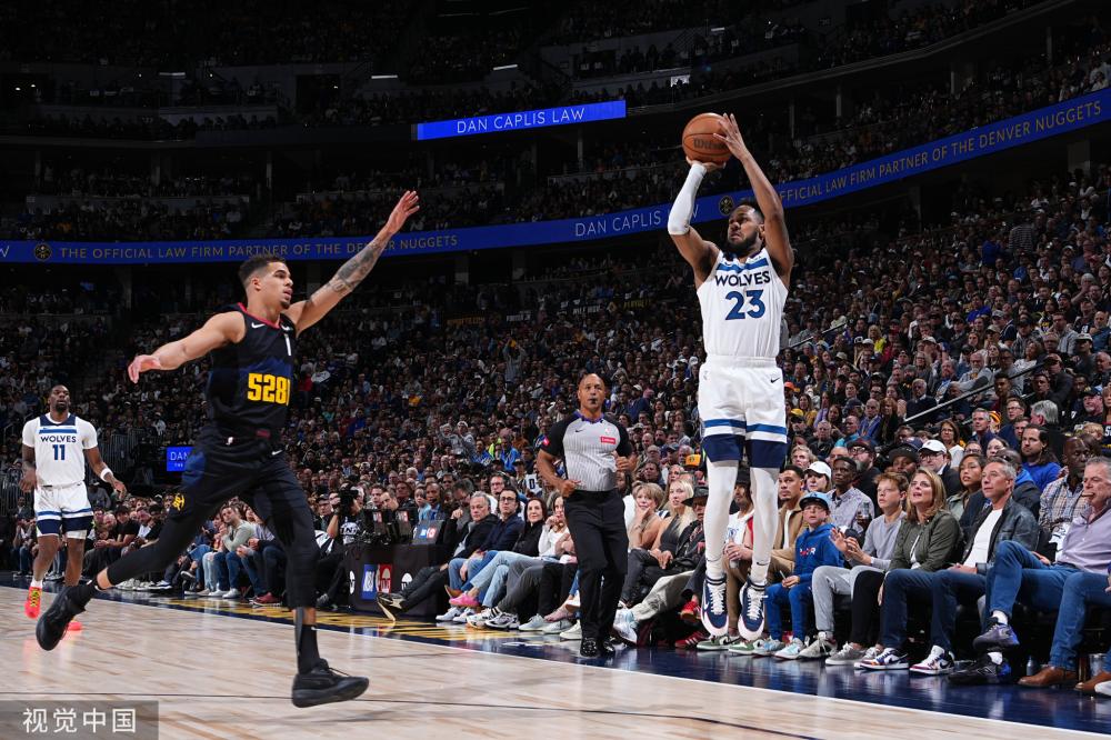 中场核心的 中场核心的