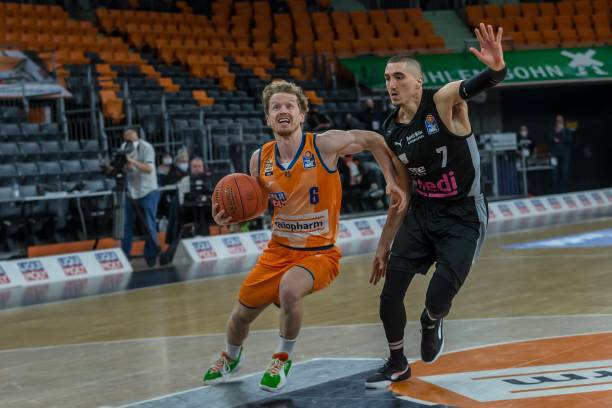 这也是年轻 这也是年轻